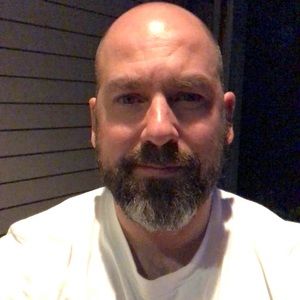 Meet your Posher, Tom